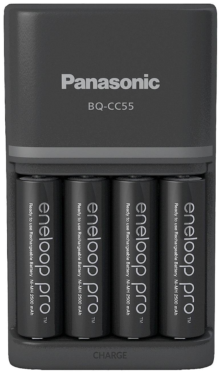 Panasonic eneloop Smart & Quick Charger Akku Ladegerät BQ CC55 + 4x eneloop pro AA 2.500 mAh K-KJ55HCD40E